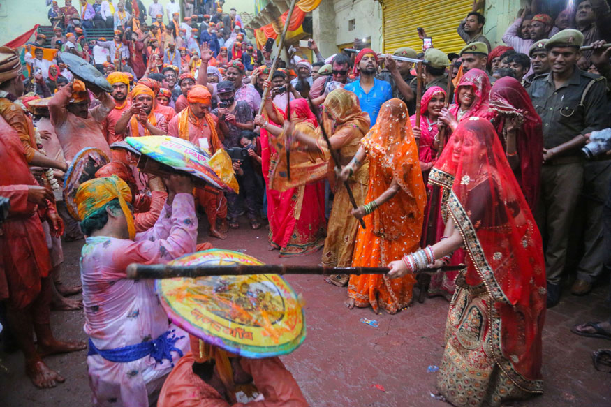Holi Celebrate in Mathura and Vrindavan in 2022 Tourist Attractions
